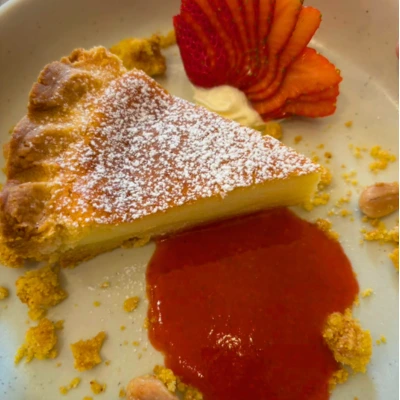 Cheese Cake con salsa alle fragole